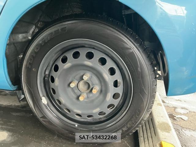 Toyota AQUA 2013-10 8244613-6