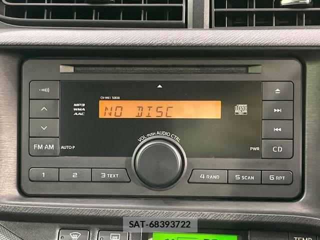 Toyota AQUA 2014-01 8244598-2