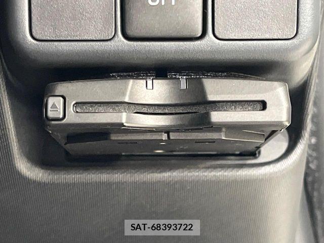 Toyota AQUA 2014-01 8244598-4