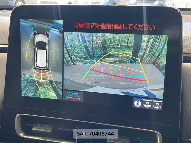Toyota AQUA 2022-01 8244585-3