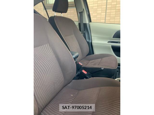 Toyota AQUA 2013-10 8244610-7