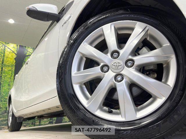 Toyota AQUA 2016-03 8244590-12