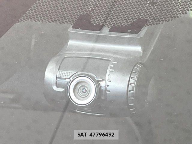 Toyota AQUA 2016-03 8244590-5