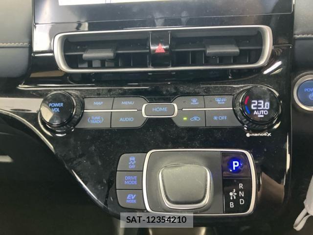 Toyota AQUA 2022-09 8244592-20