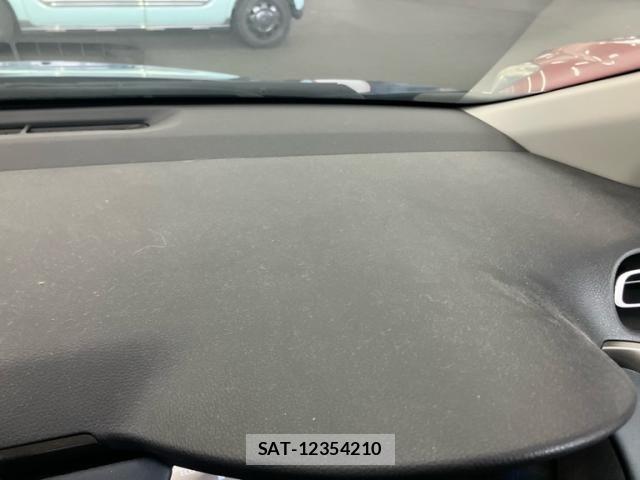 Toyota AQUA 2022-09 8244592-24