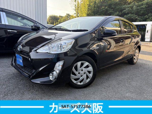 Toyota AQUA 2015-07 8244607-0