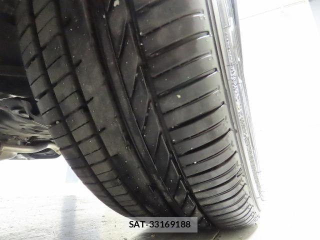 Toyota AQUA 2017-05 8244600-24