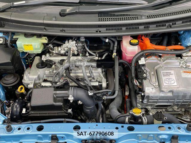 Toyota AQUA 2013-04 8244599-15