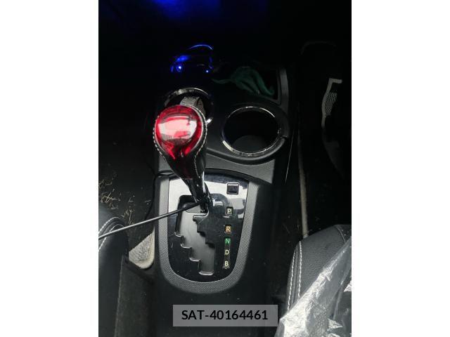 Toyota AQUA 2015-03 8244602-27