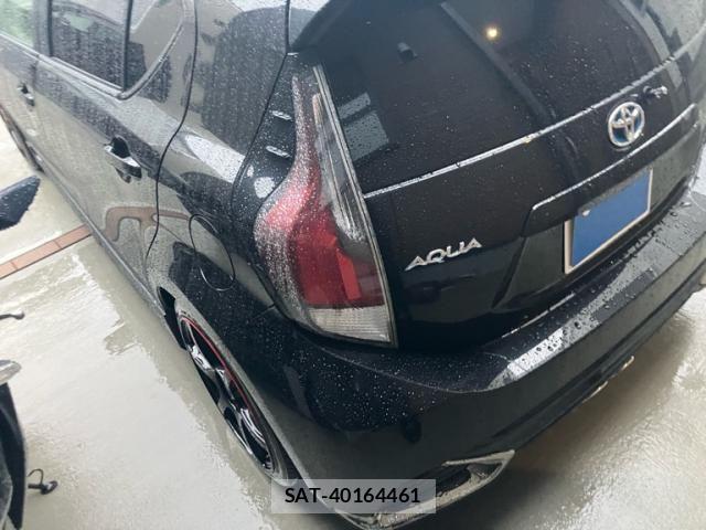 Toyota AQUA 2015-03 8244602-3