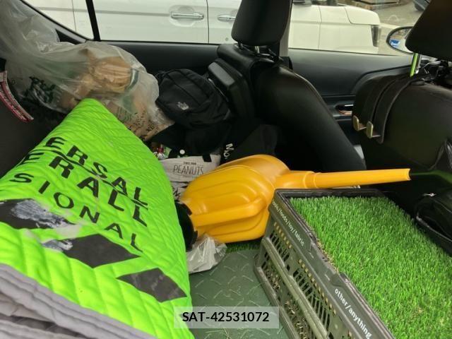 Toyota AQUA 2016-12 8244601-9