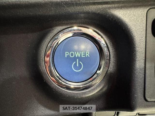 Toyota AQUA 2018-11 8244594-16