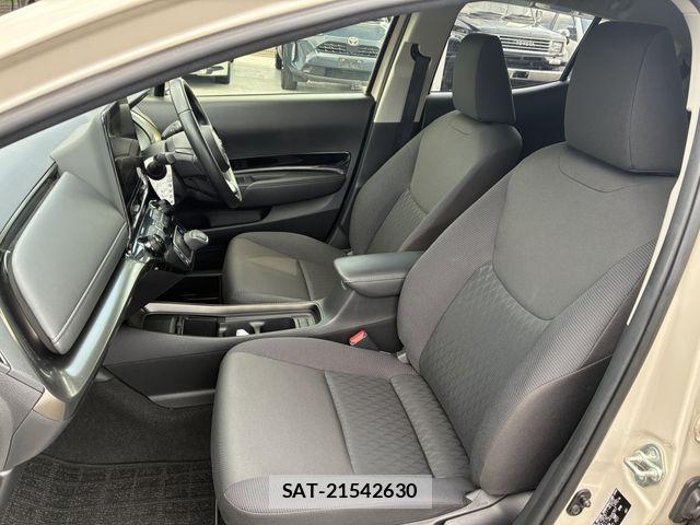 Toyota AQUA 2022-06 8244588-21