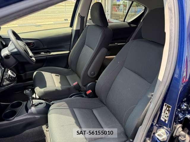 Toyota AQUA 2018-11 8244595-9