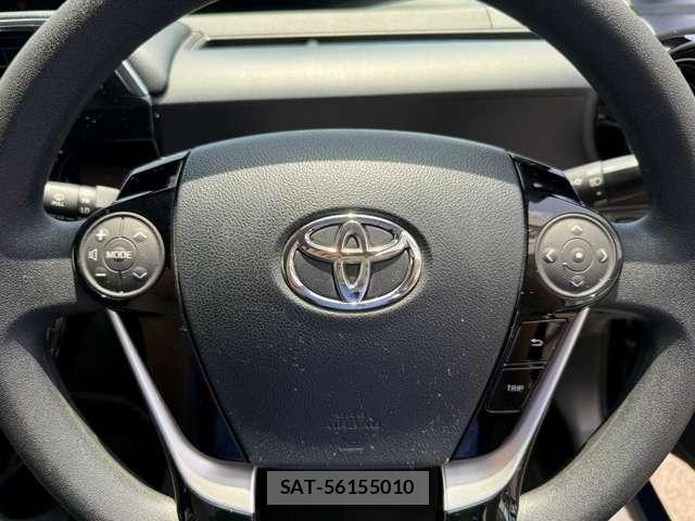 Toyota AQUA 2018-11 8244595-18
