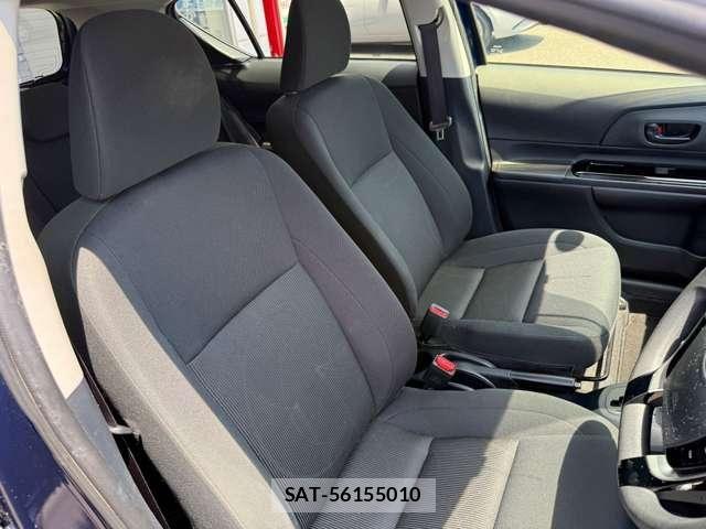 Toyota AQUA 2018-11 8244595-7