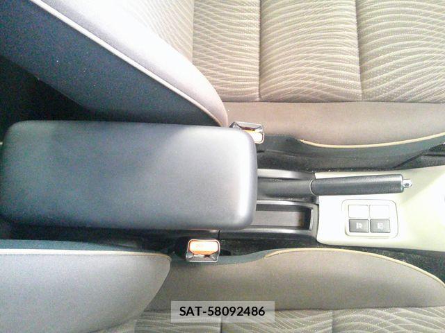 Toyota AQUA 2012-09 8244612-16