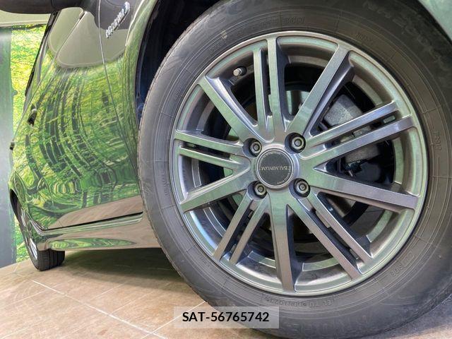 Toyota AQUA 2013-09 8244605-12