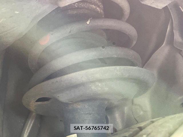 Toyota AQUA 2013-09 8244605-19