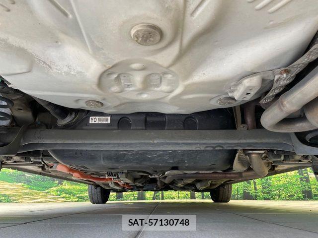 Toyota AQUA 2013-08 8244604-18