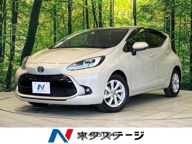 Toyota AQUA 2023-04 8244583-0