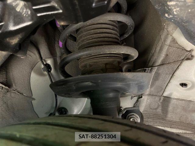 Toyota AQUA 2023-04 8244583-19