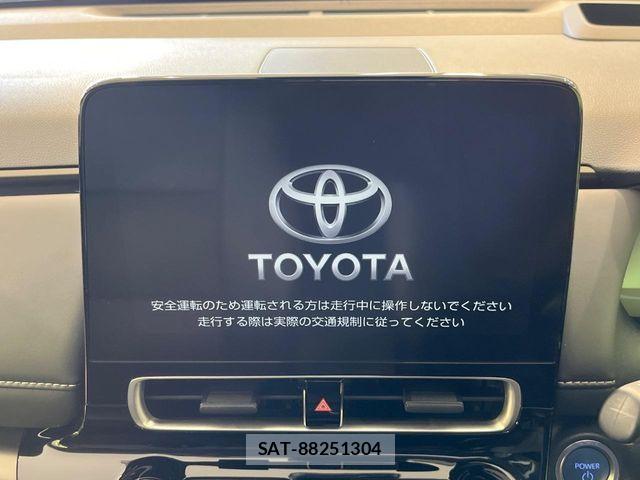 Toyota AQUA 2023-04 8244583-2