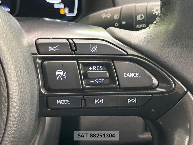 Toyota AQUA 2023-04 8244583-5
