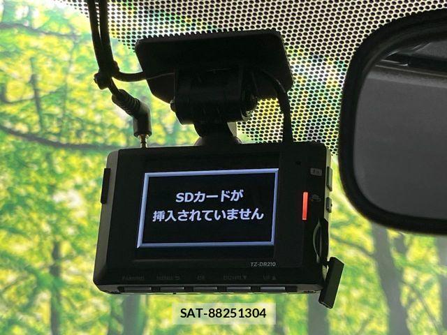 Toyota AQUA 2023-04 8244583-6