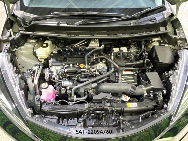 Toyota AQUA 2025-02 8244580-18