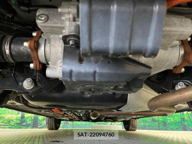 Toyota AQUA 2025-02 8244580-19