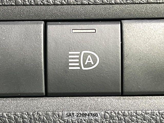 Toyota AQUA 2025-02 8244580-5