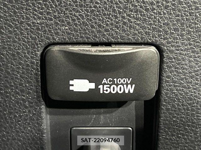Toyota AQUA 2025-02 8244580-6