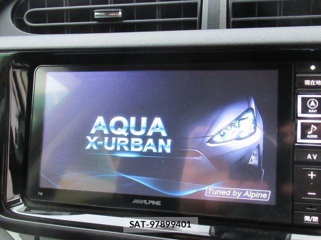Toyota AQUA 2016-04 8244596-5