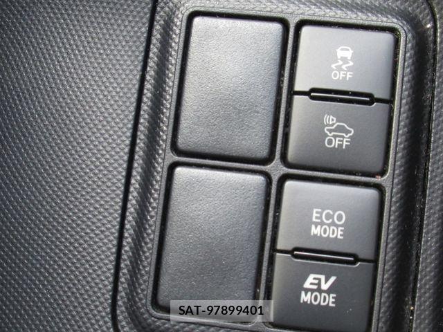 Toyota AQUA 2016-04 8244596-7