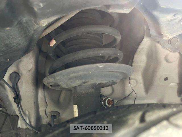 Toyota AQUA 2014-02 8244603-17