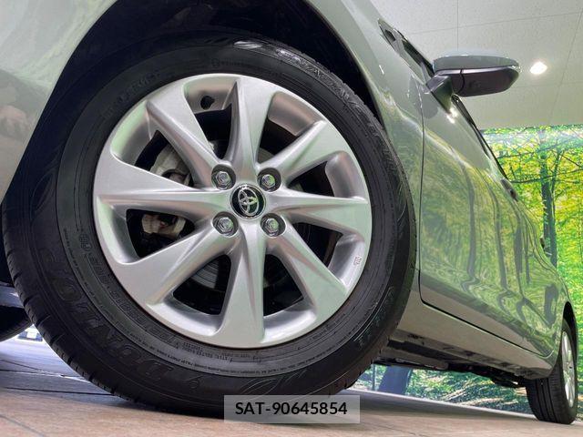 Toyota AQUA 2025-03 8244579-13