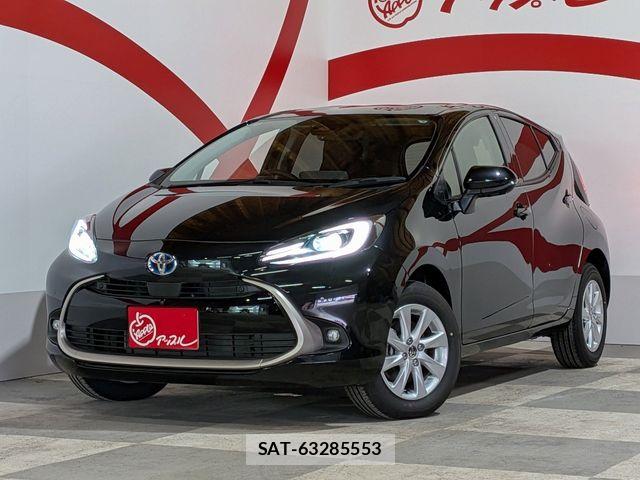 Toyota AQUA 2024-11 8244578-1