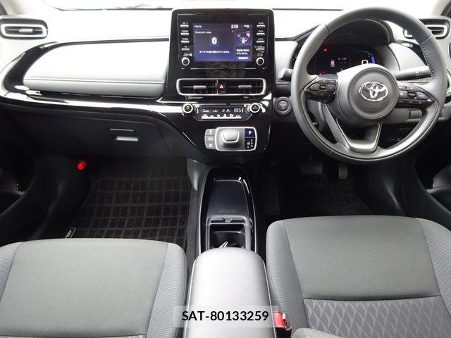 Toyota AQUA 2024-08 8244584-1