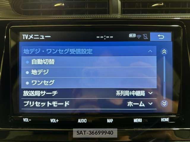 Toyota AQUA 2018-12 8244587-18