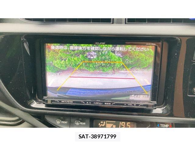 Toyota AQUA 2015-08 8244606-4