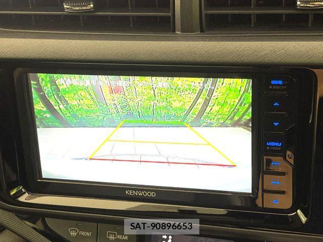 Toyota AQUA 2016-02 8244597-5