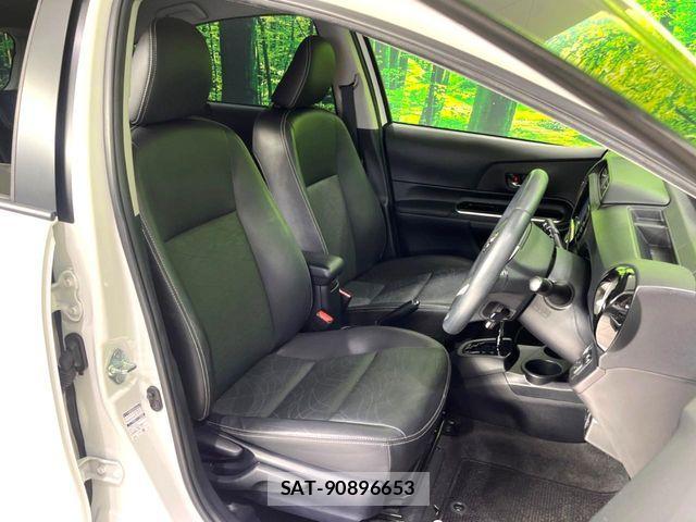 Toyota AQUA 2016-02 8244597-8
