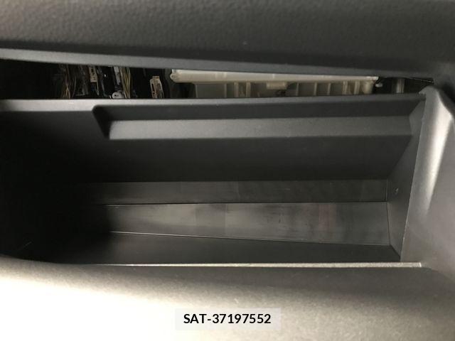 Toyota AQUA 2022-12 8244582-21