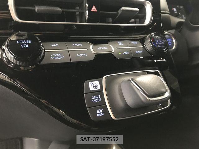 Toyota AQUA 2022-12 8244582-24