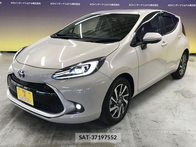 Toyota AQUA 2022-12 8244582-7