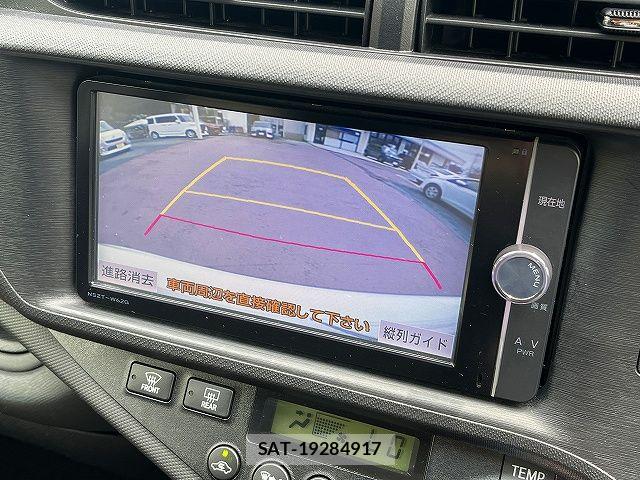Toyota AQUA 2012-10 8313000-10