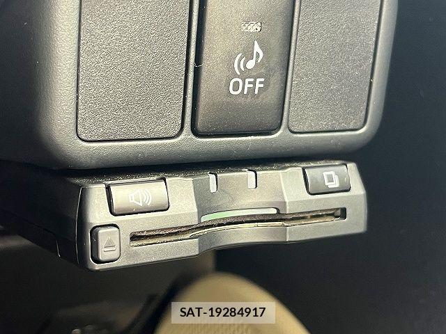 Toyota AQUA 2012-10 8313000-15