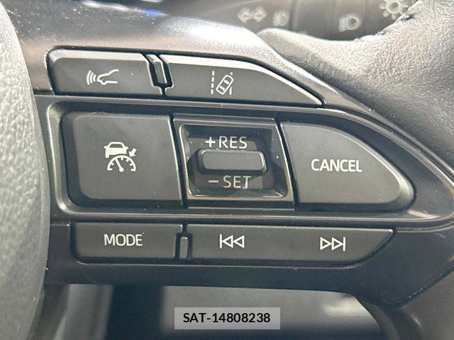 Toyota AQUA 2023-11 8312964-4