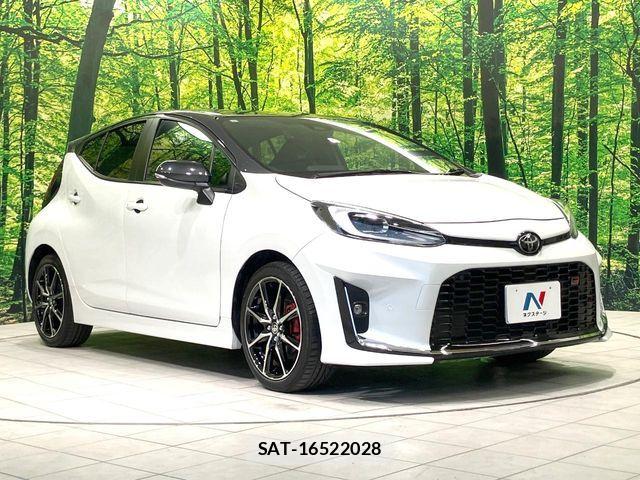 Toyota AQUA 2023-11 8312942-15